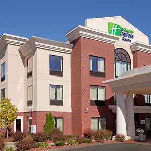 Holiday Inn Express Hotel & Suites Manchester - Airport By Ihg